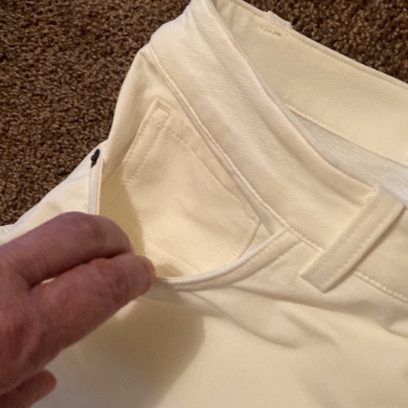 NIKE WOMEN’S GOLF PANTS. WHITE. NWT. HAS STRETCH. 5 POCKETS. SIZE 10. CLASSY! - Picture 6 of 10